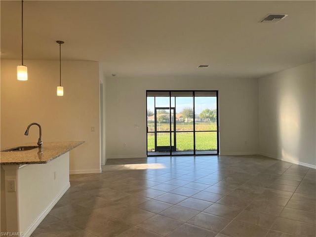 15040 Palamos CIR NW, Fort Myers, FL 33905