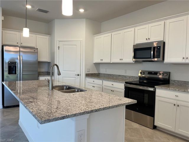 15040 Palamos CIR NW, Fort Myers, FL 33905