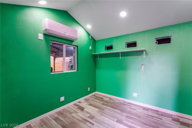 5121 Charlie Ct., Las Vegas, NV 89122