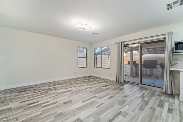5121 Charlie Ct., Las Vegas, NV 89122