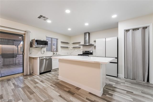 5121 Charlie Ct., Las Vegas, NV 89122