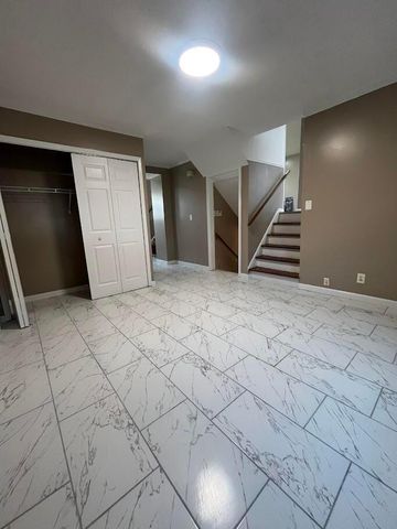 4366 E Mound Street, Columbus, OH 43227