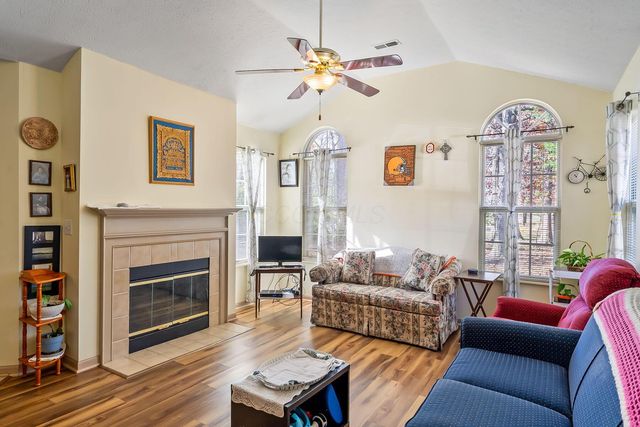 2546 TIMBERSIDE Drive, Columbus, OH 43235