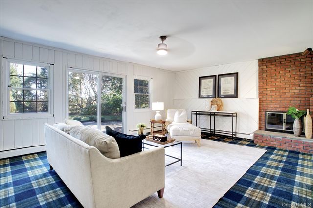 189 Rockaway Avenue, Garden City, NY 11530