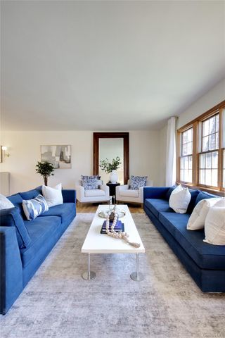 189 Rockaway Avenue, Garden City, NY 11530