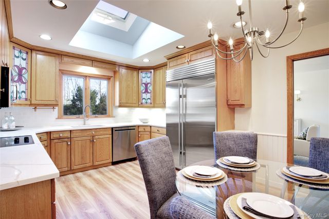 189 Rockaway Avenue, Garden City, NY 11530