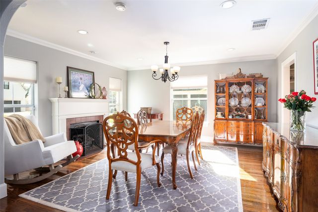 4623 W Amherst Avenue, Dallas, TX 75209