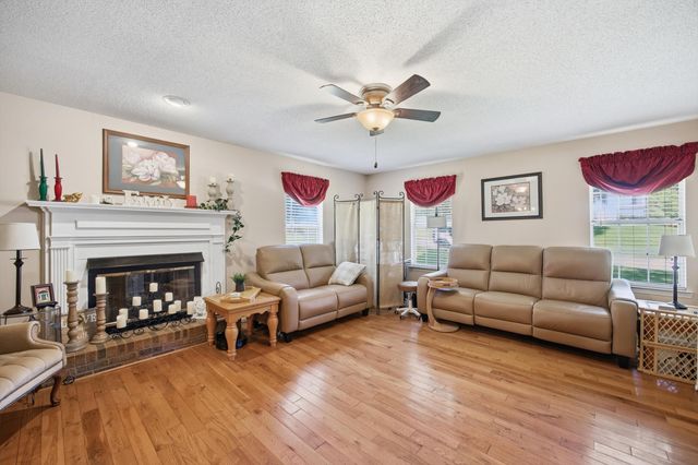 7118 Hunter Forrest Drive, Harrison, TN 37341