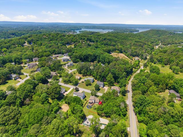 7118 Hunter Forrest Drive, Harrison, TN 37341