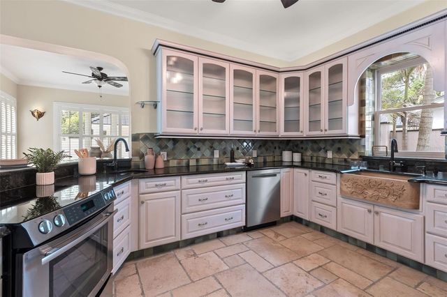 255 W GEORGE AVENUE, Maitland, FL 32751