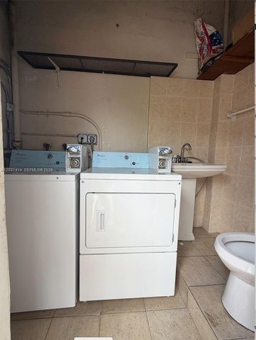 151 W 44th St, Hialeah, FL 33012