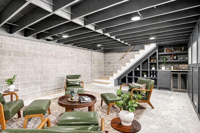 705 Walton Street, Houston, TX 77009