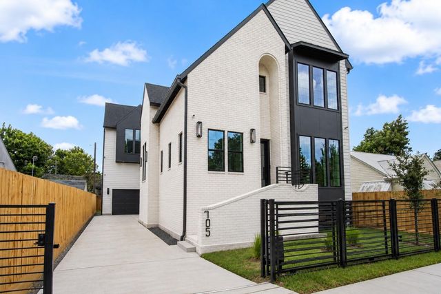 705 Walton Street, Houston, TX 77009