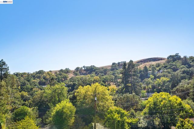 682 Jennie Ct, Lafayette, CA 94549