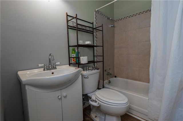 1736 Brook Street, Lawrence, KS 66044