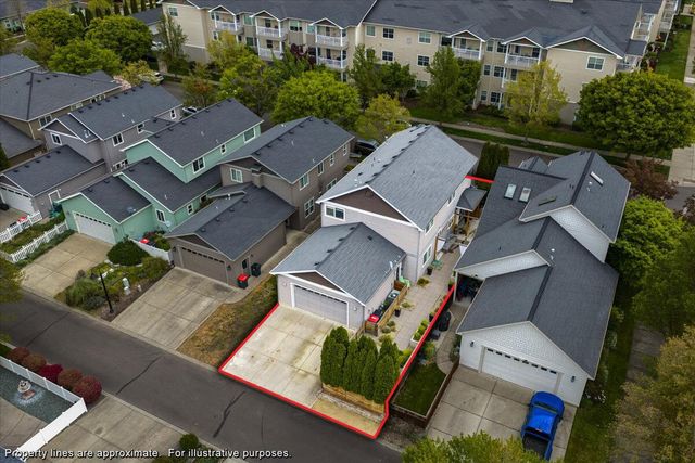 1019 Rustler Peak Street, Medford, OR 97502