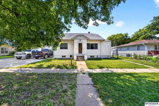1025 E 1st Street, Fremont, NE 68025