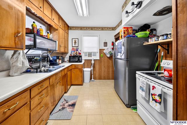 1025 E 1st Street, Fremont, NE 68025