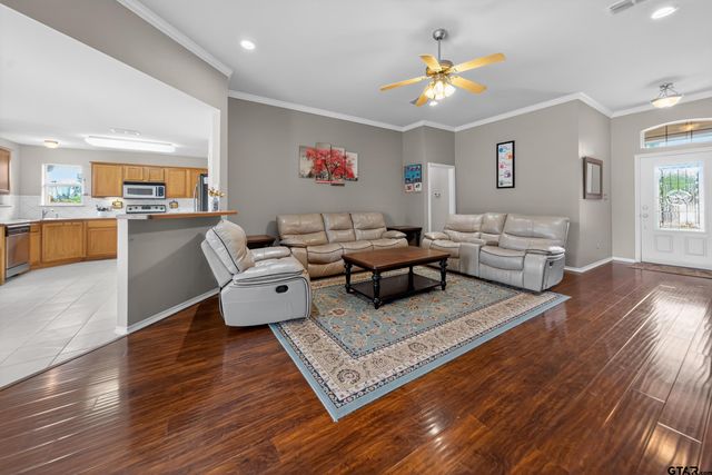 5746 Mustang Trail, Tyler, TX 75707