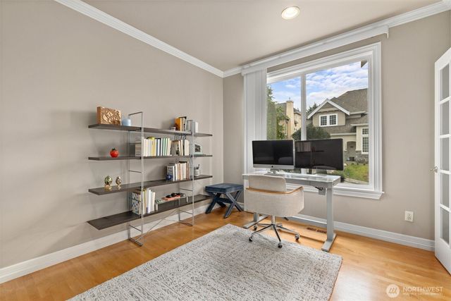 13804 SE 76th Place, Newcastle, WA 98059