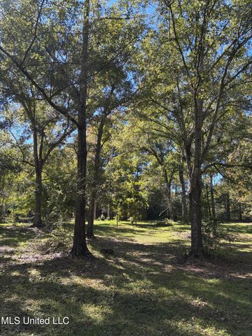 1316 Homestead Boulevard, Gautier, MS 39553