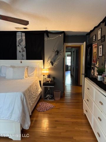 1316 Homestead Boulevard, Gautier, MS 39553