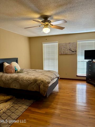 1316 Homestead Boulevard, Gautier, MS 39553