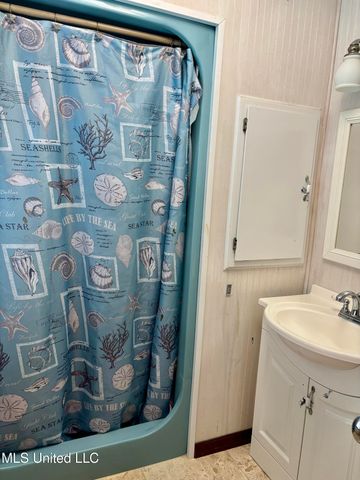 1316 Homestead Boulevard, Gautier, MS 39553