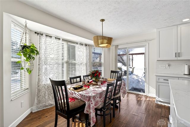 7 W Long Meadow Drive, Springboro, OH 45066