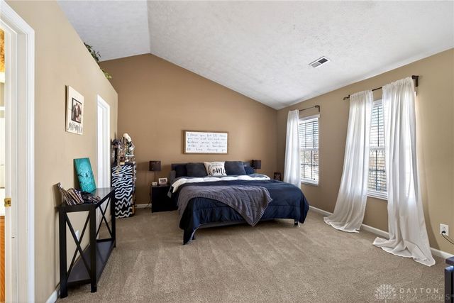 7 W Long Meadow Drive, Springboro, OH 45066