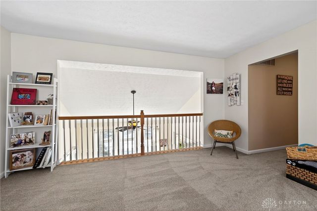 7 W Long Meadow Drive, Springboro, OH 45066