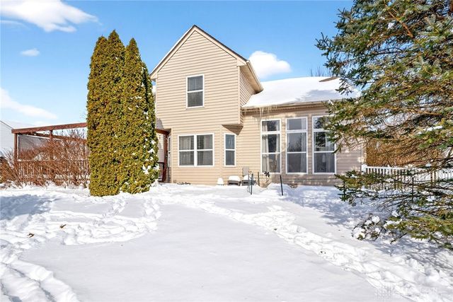 7 W Long Meadow Drive, Springboro, OH 45066