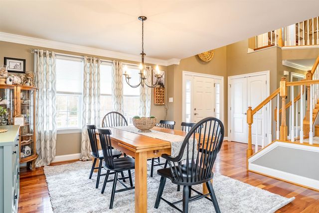 406 WOODLAND DR, Luray, VA 22835