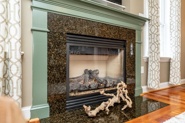 406 WOODLAND DR, Luray, VA 22835