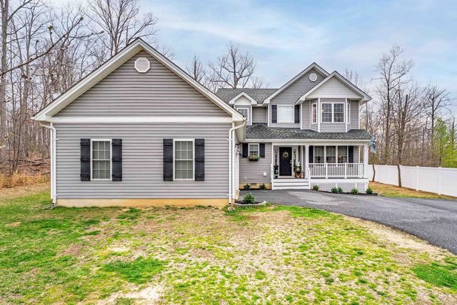 406 WOODLAND DR, Luray, VA 22835