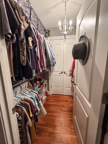 406 WOODLAND DR, Luray, VA 22835