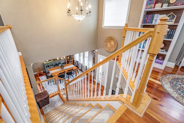 406 WOODLAND DR, Luray, VA 22835