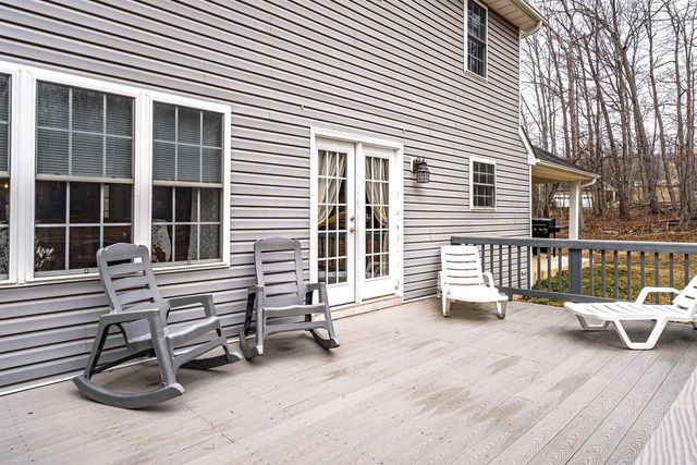 406 WOODLAND DR, Luray, VA 22835