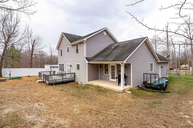 406 WOODLAND DR, Luray, VA 22835