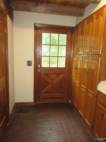 3809 South Chapel Hill Road, Decatur, AL 35603