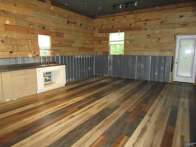 3809 South Chapel Hill Road, Decatur, AL 35603