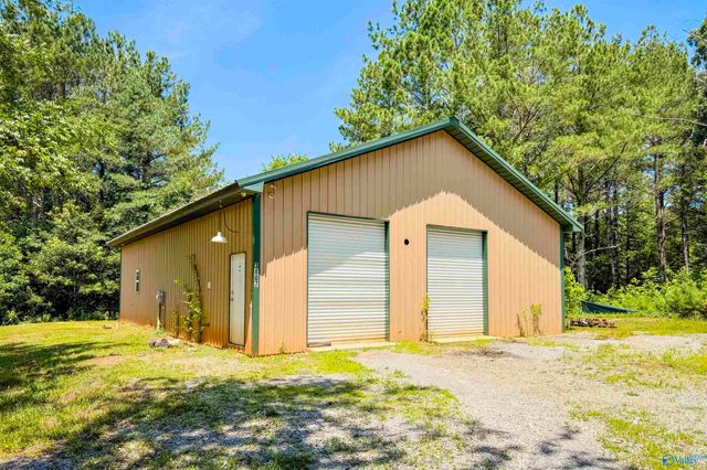 3809 South Chapel Hill Road, Decatur, AL 35603
