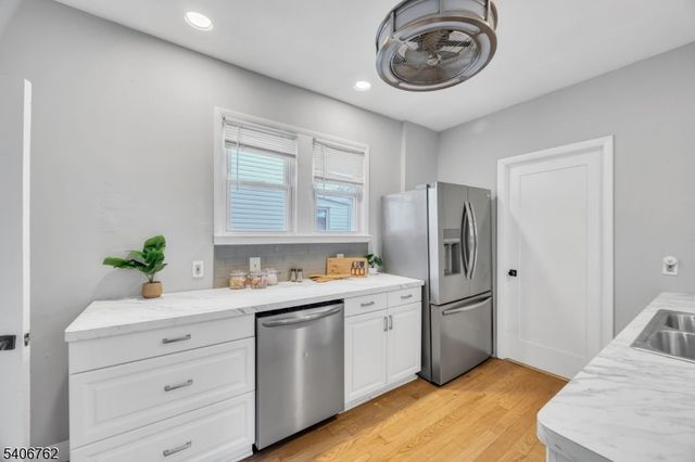 220 W Scott Ave, Rahway City, NJ 07065