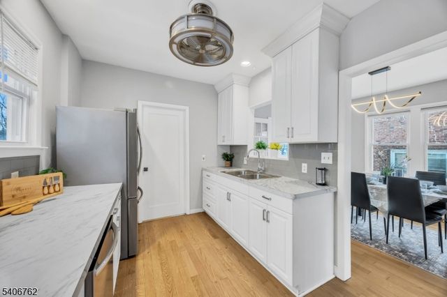 220 W Scott Ave, Rahway City, NJ 07065