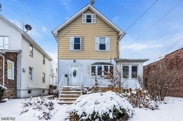 220 W Scott Ave, Rahway City, NJ 07065