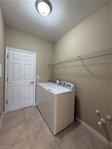 3889 Dunnster CT, Fort Myers, FL 33916