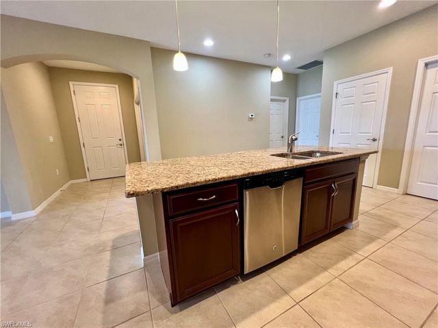 3889 Dunnster CT, Fort Myers, FL 33916