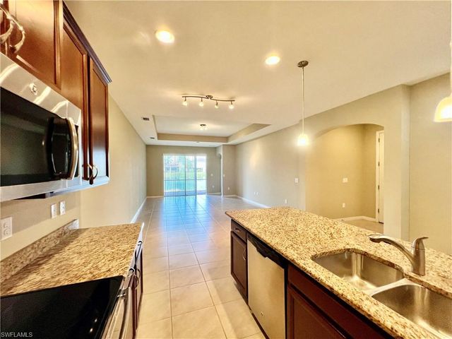 3889 Dunnster CT, Fort Myers, FL 33916