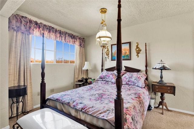 31420 Rabbit Springs Lane, Lucerne Valley, CA 92356