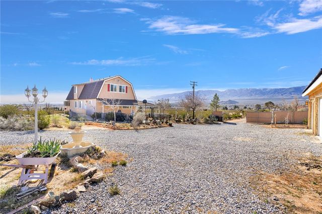 31420 Rabbit Springs Lane, Lucerne Valley, CA 92356